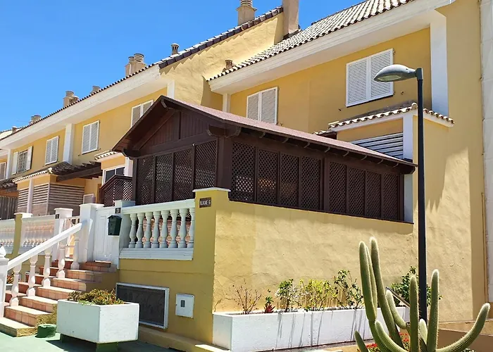 Camison Y Mar 別荘 *